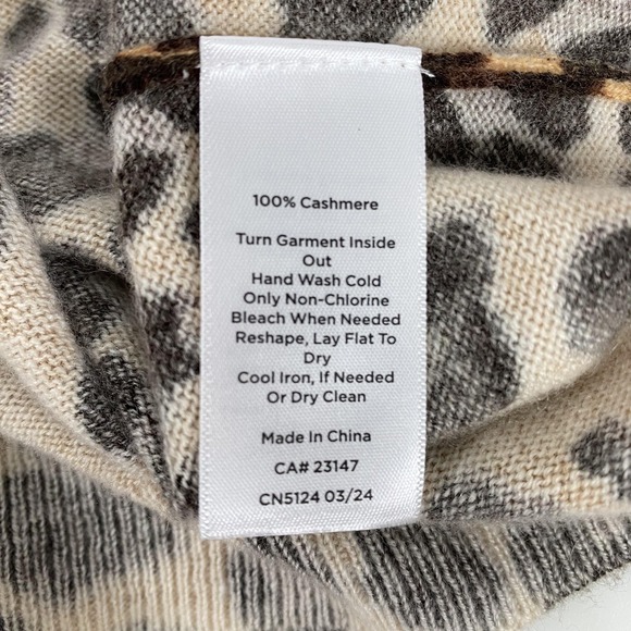 Talbots Sweater Womens XL Brown Animal Print 100% Cashmere Pullover Soft V Neck - Picture 7 of 12